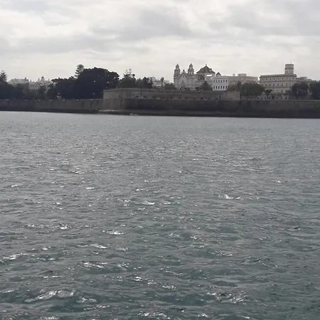 Konukevi Centro Sol Cadiz