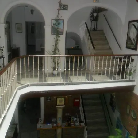 太阳中心旅馆 * 加的斯