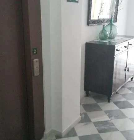 太阳中心旅馆 加的斯