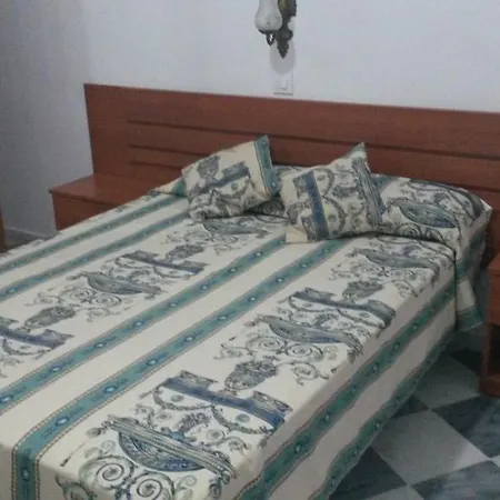 太阳中心旅馆 加的斯