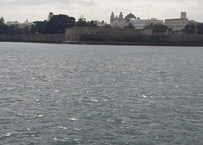 بيت ضيافة Centro Sol كاديز