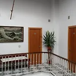 太阳中心旅馆